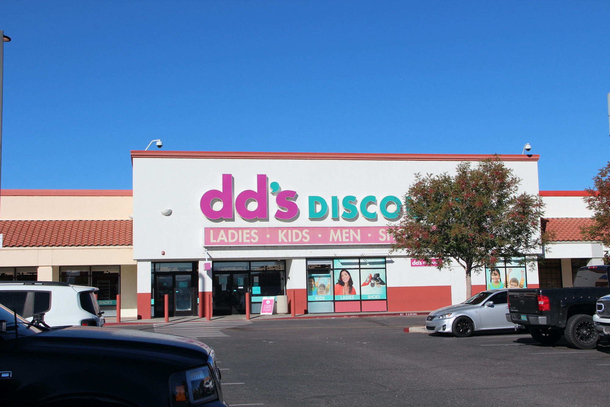 Picture of dd’s DISCOUNTS 3211 Coors Blvd SW Ste A5, Albuquerque, NM 87121
