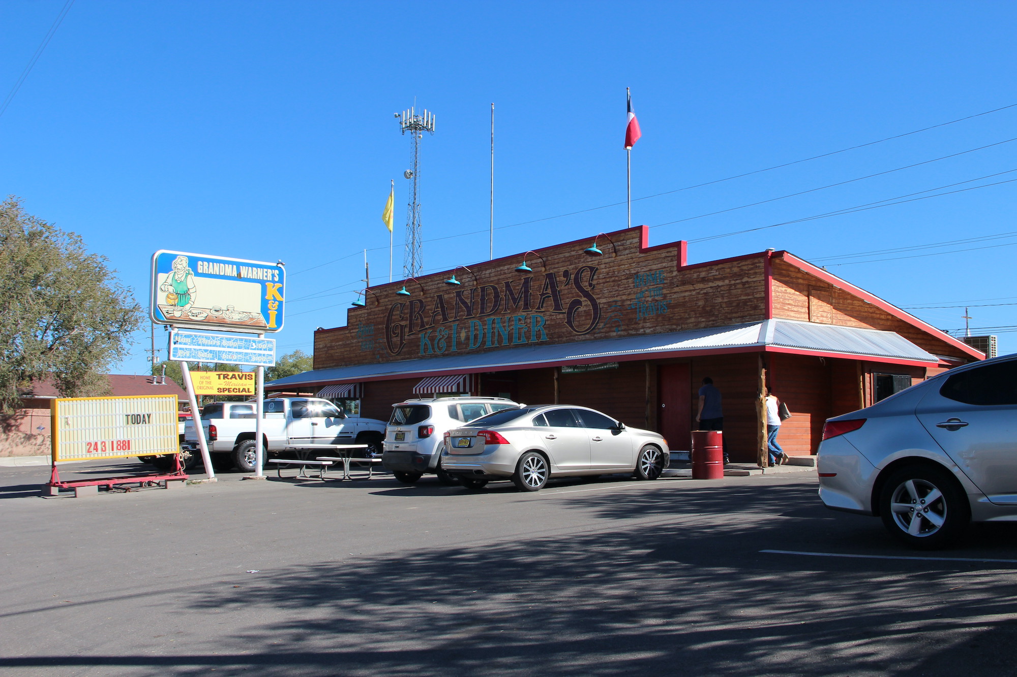 Picture of Grandma’s K & I Diner 2500 Broadway Blvd SE, Albuquerque, NM 87102